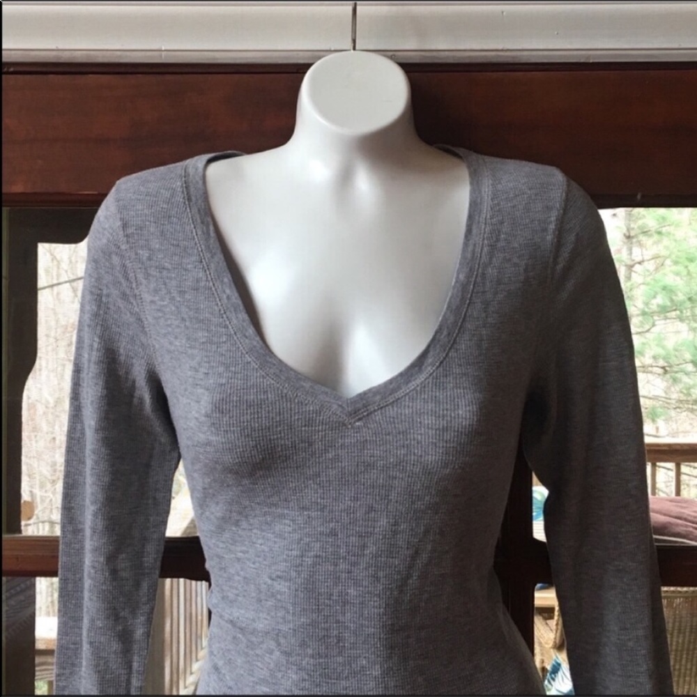 PINK Victoria’s Secret- SEXY Deep V Neck Top Sz M